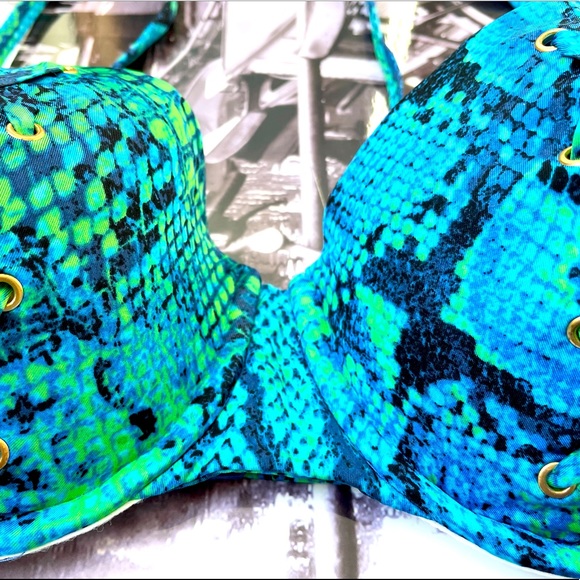 GTX Bikini, beautiful snake print - Picture 3 of 4